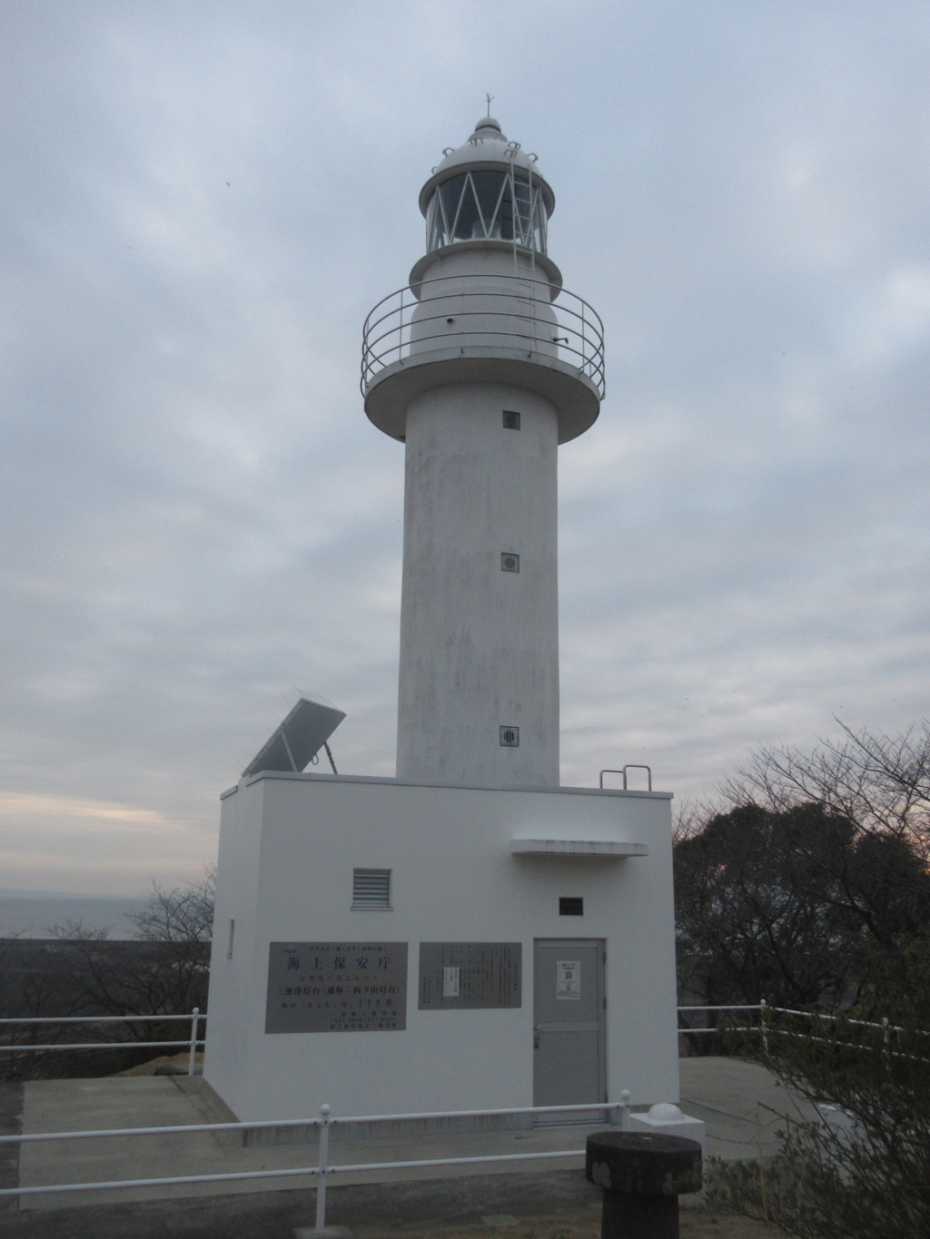 三池港灯台