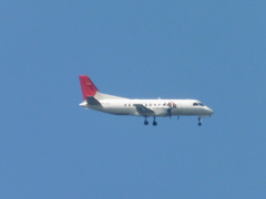 博多港上空で旋回するSaab340B