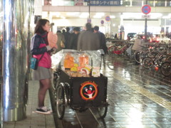 ラスク売りの少女
