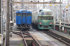 キハ47とゆふいんの森