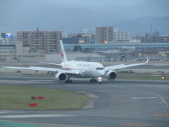 JAL  A350の到着　①