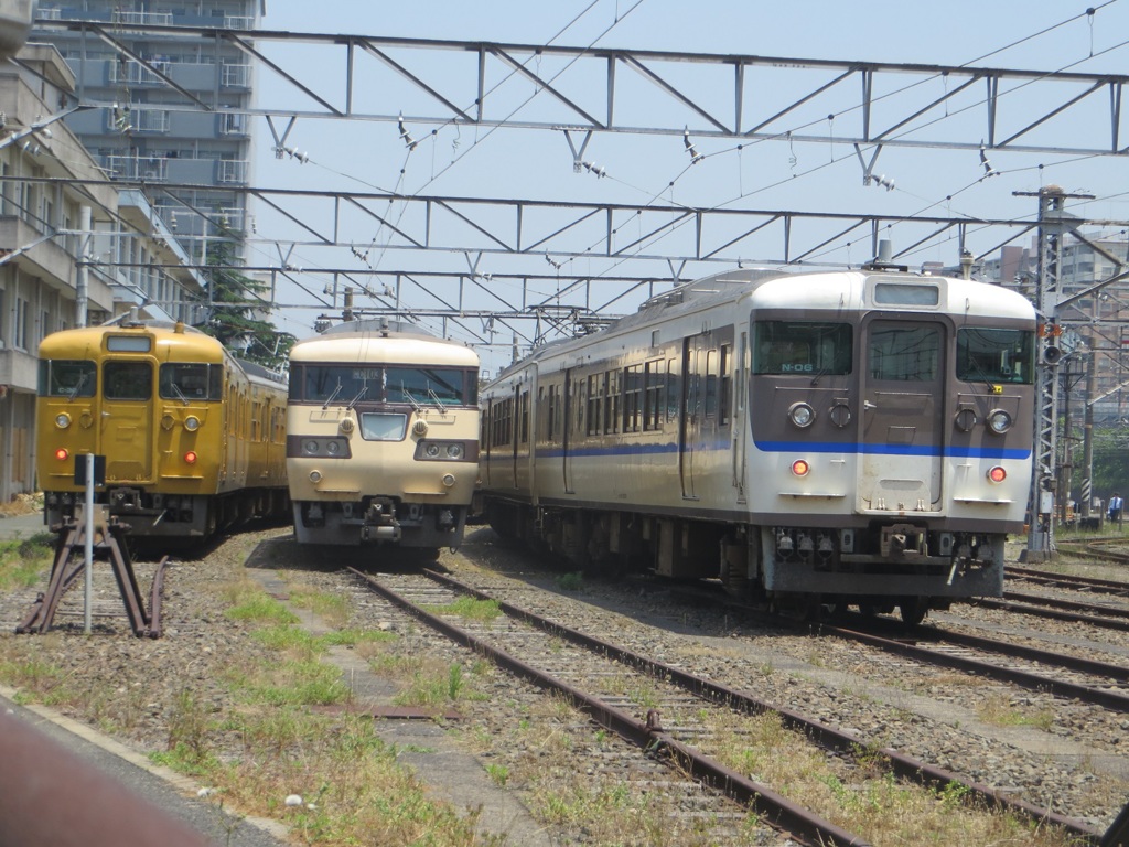 下関車両基地の列車たち①