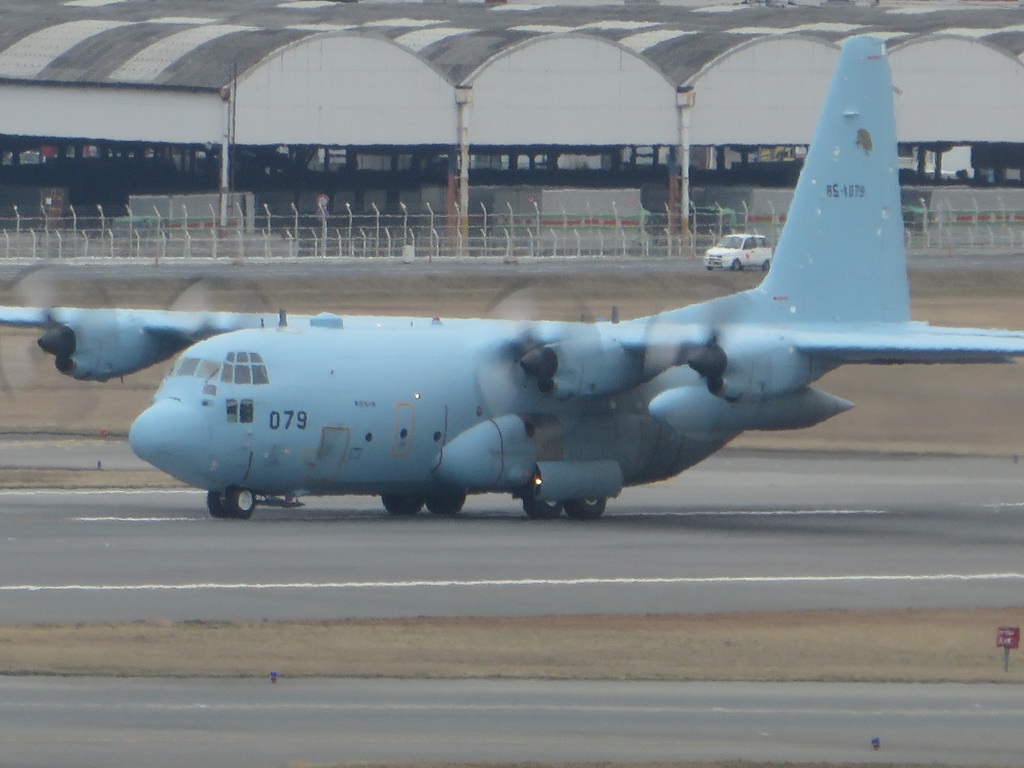 C-１３０H　戦術輸送機を撮影