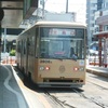 広島市内を走る広島市電　②