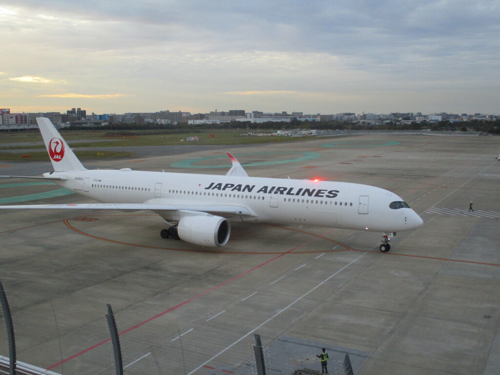 JAL A350 JA06XJの到着