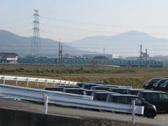 筑紫野市内の田舎を走る西鉄電車