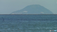 博多港より眺める玄海島