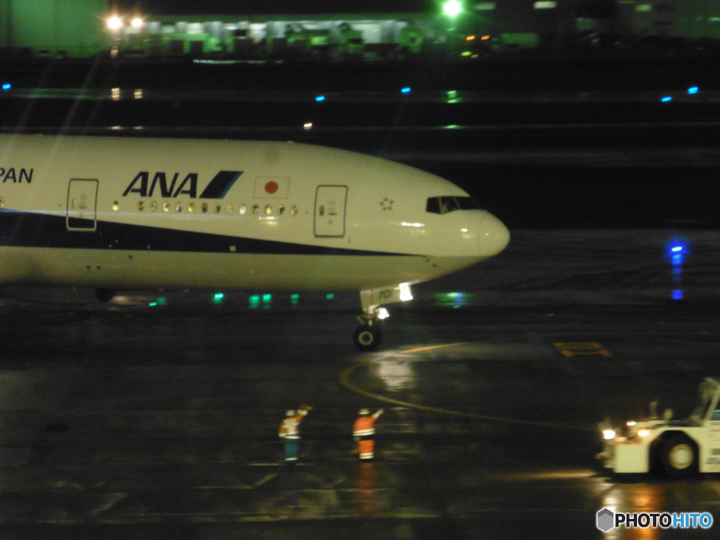 ANA  B777-200①