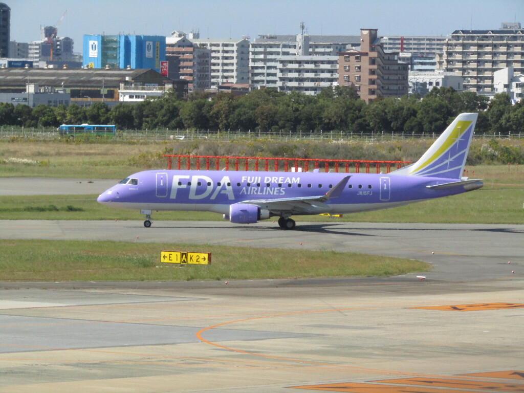 福岡空港出発のFDA　②