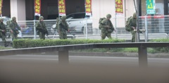 街中を歩く自衛隊員　①