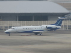 ジェットアジアERJ-145飛来