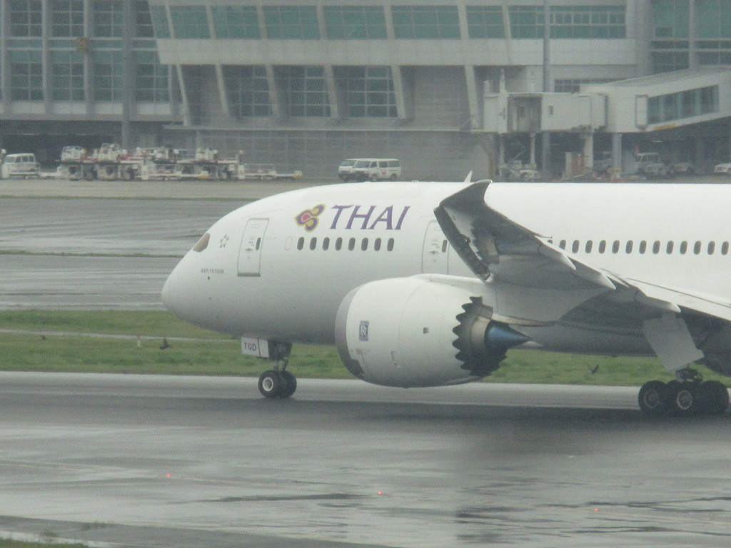 タイ国際　B787-8離陸②