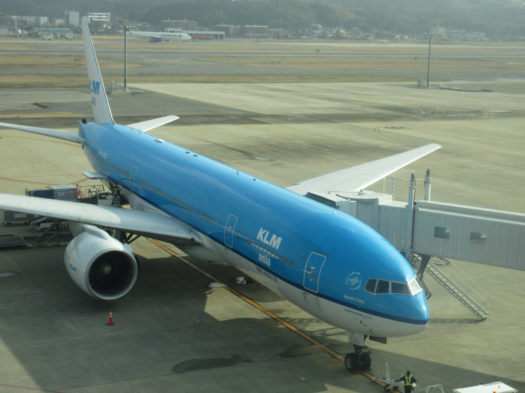 目の前からKLM