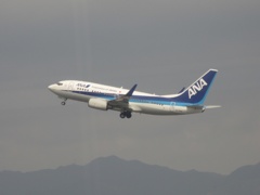 離陸　ANA　B737-700