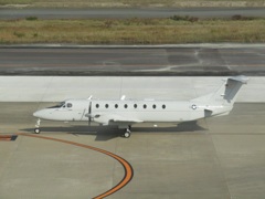 アメリカ空軍　C-12J　86-0081  福岡空港にて