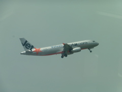 ジェットスターアジア　9V-JSM離陸