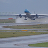 雨の関空を離陸　⑦