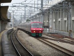 783系ハウステンボス色通過