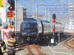 大分駅での32ぷらす3のお出迎え　③