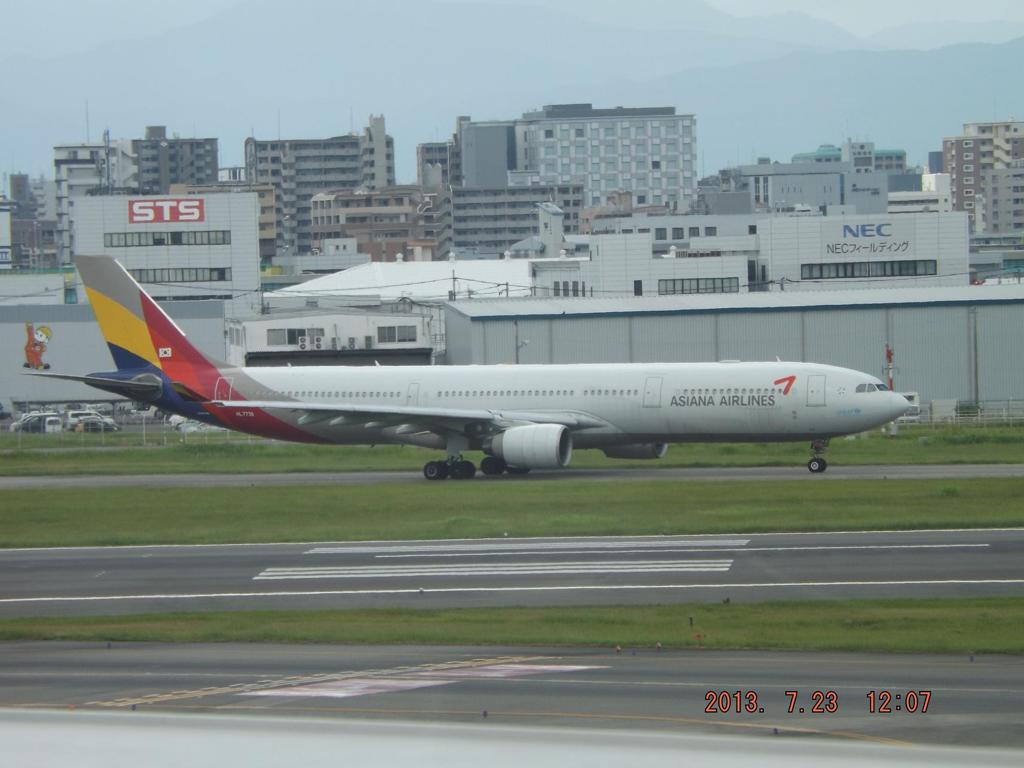 アシアナ航空　A330-300出発