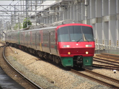 通過する783系ハウステンボス号