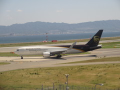 UPS B767の出発