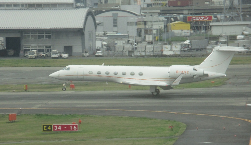 中国系のビジネスジェット飛来