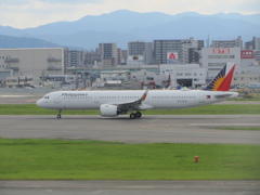 フィリピン航空　A321　福岡空港離陸