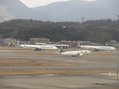 ２機のA330とB737