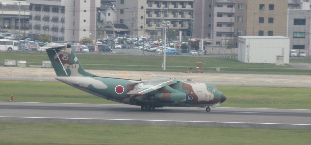 航空自衛隊C-1着陸