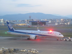 ANA　B787-9出発②