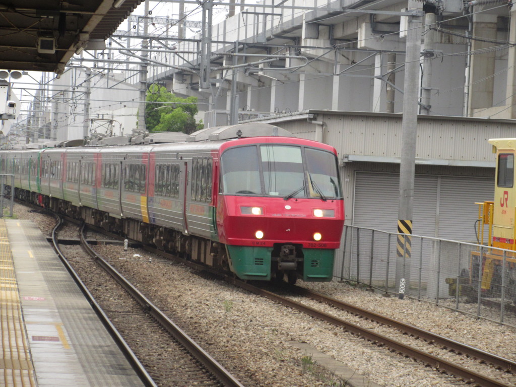 ７８３系特急ハウステンボス通過