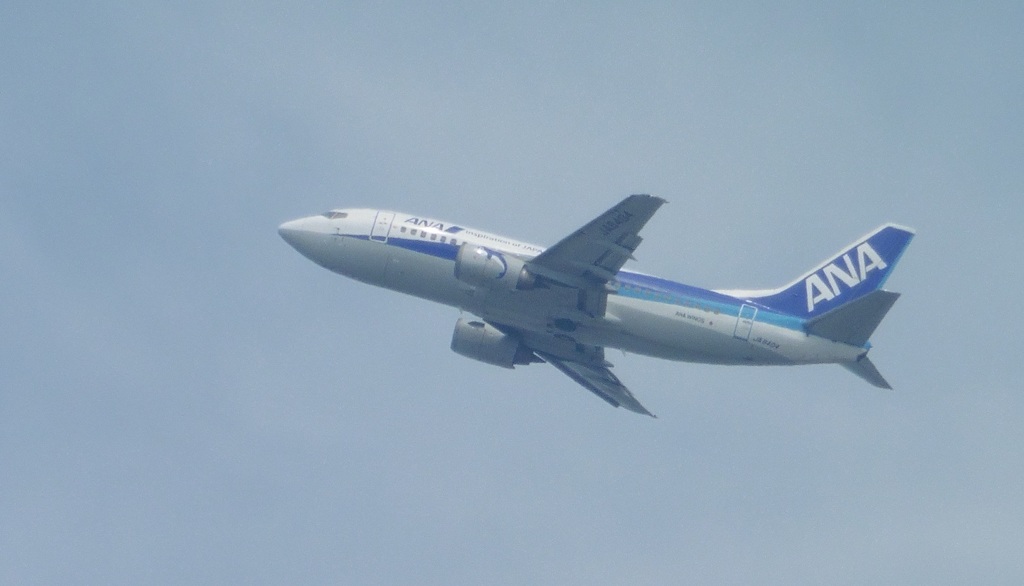 離陸　ANA　B737-500