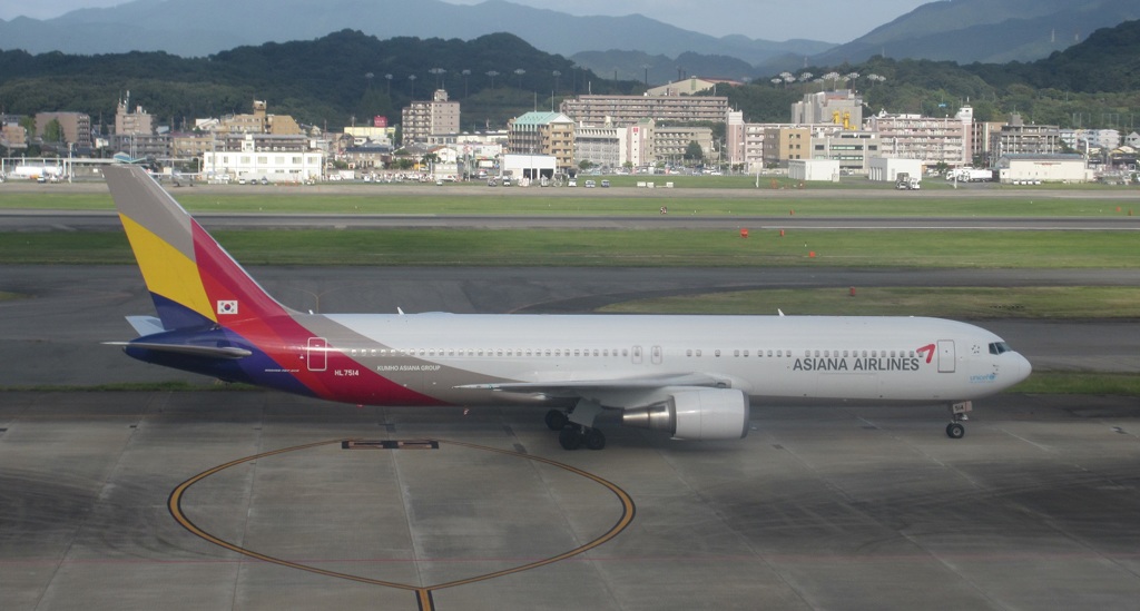 アシアナB767-300 　③