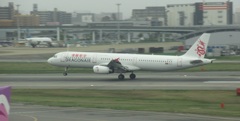 香港ドラゴン　A321の着陸