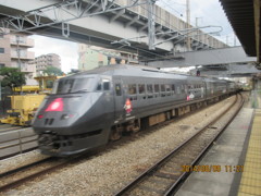 黒田官兵衛塗装の７８７系