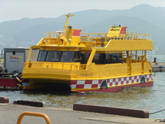 関門海峡を航行する船⑧