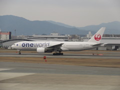 JAL　B777-200　one world離陸