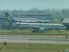 EVA　A330-200　キティちゃん