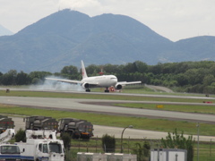 熊本空港着陸のJAL　B767