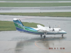 福岡空港で撮影したオリエンタルエアブリッジ