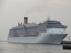 Costa Atlantica出港①