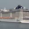 博多港にて　MSC SPLENDIDAが入港
