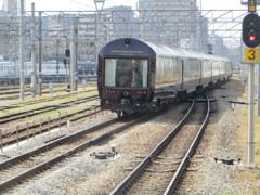 ななつ星登場  3
