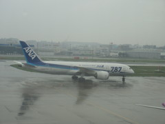 雨の福岡空港⑨