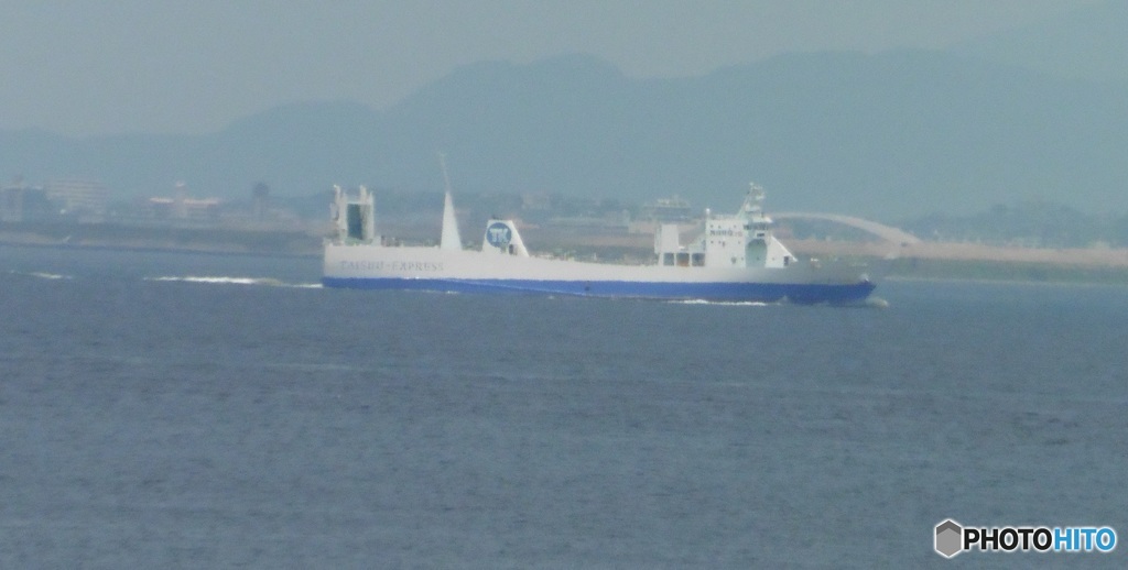 百道より眺める博多港④