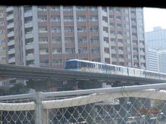 東京モノレールの走る光景②