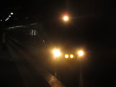 黒崎駅に入線する787系