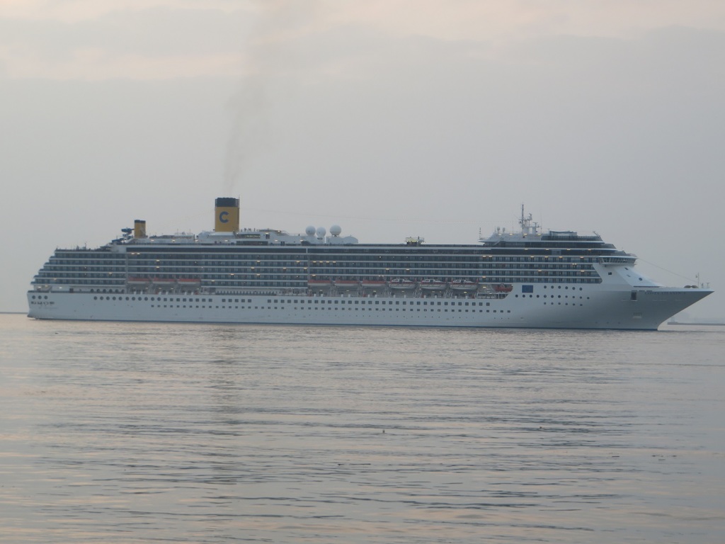 Costa Atlantica出港②