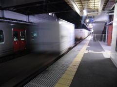 貨物列車の通過②